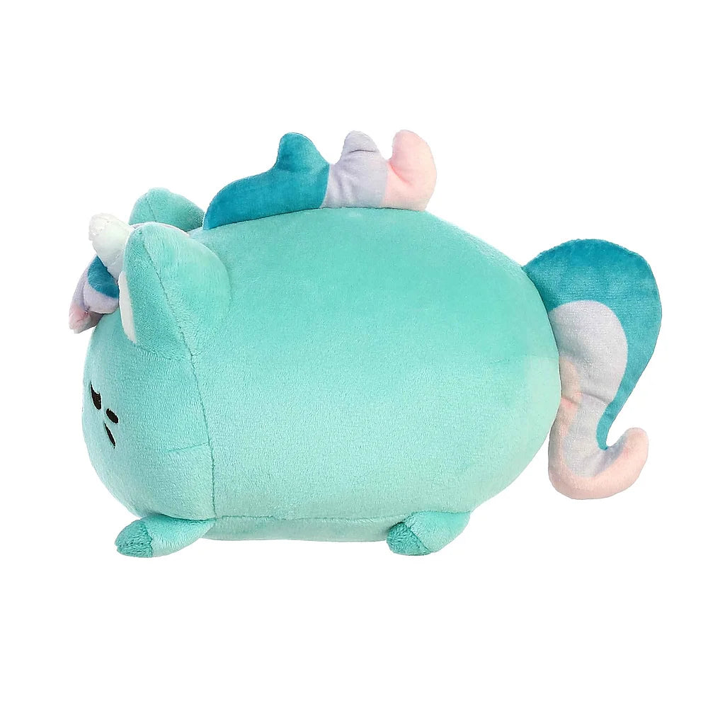 zachte unicorn kat met hoorn