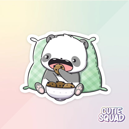 sleepy pandas sticker van cutiesquad  met groen kussen